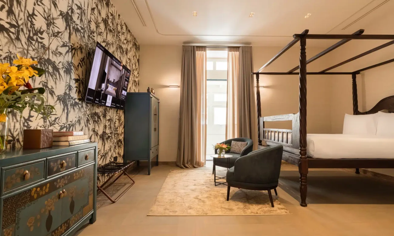 Pied-à-Terre Grand Residence